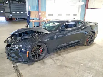 2017 Chevrolet Camaro 1G1FB1RX5H0111528