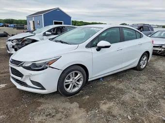 2018 Chevrolet Cruze 1G1BE5SM2J7176136