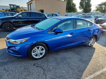 2017 Chevrolet Cruze 1G1BE5SM2H7125813