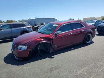2019 Chrysler 300 2C3CCAEG1KH568650
