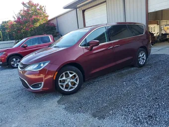 2018 Chrysler Pacifica 2C4RC1FG9JR356902