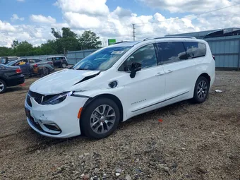 2023 Chrysler Pacifica 2C4RC1N79PR503021