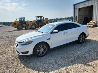 2017 Ford Taurus 1FAHP2E83HG111630