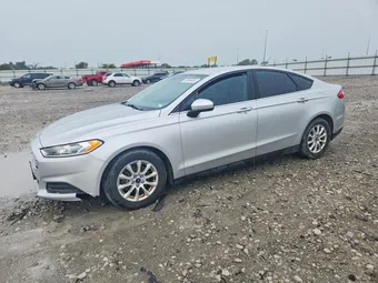 2016 Ford Fusion 3FA6P0G76GR303230