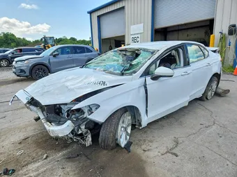 2020 Ford Fusion 3FA6P0LUXLR234399