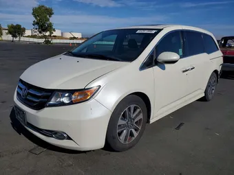 2015 Honda Odyssey 5FNRL5H92FB082306