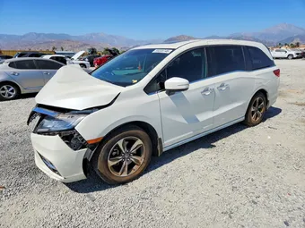 2018 Honda Odyssey 5FNRL6H80JB049522