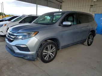 2018 Honda Pilot 5FNYF5H52JB009655