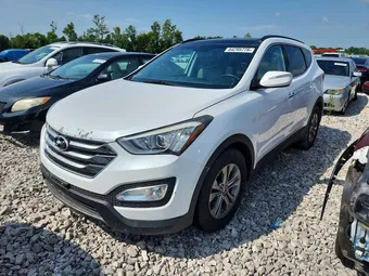 2016 Hyundai Santa Fe 5XYZU3LB5GG335978