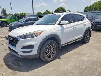 2020 Hyundai Tucson KM8J33AL2LU214048
