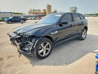 2018 Jaguar F-PACE SADCJ2GX2JA236223