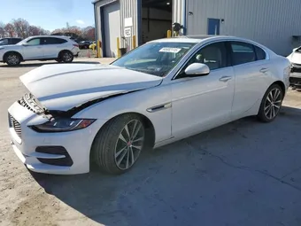 2020 Jaguar XE SAJAE4FX6LCP57670