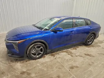 2025 Kia K4 3KPFT4DE2SE106099