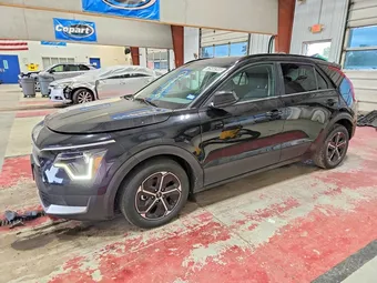 2025 Kia Niro KNDCP3LE2S5306396
