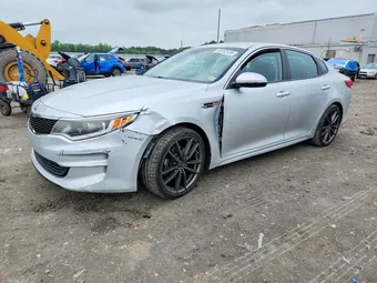 2018 Kia Optima 5XXGT4L39JG201009