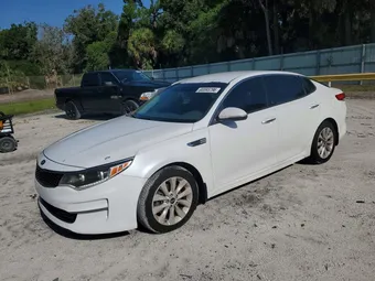 2017 Kia Optima 5XXGU4L30HG163712