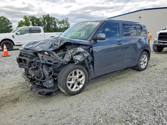 2021 Kia Soul KNDJ23AU2M7772417