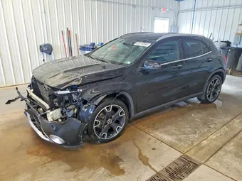 2018 Mercedes-Benz GLA-Class WDCTG4GB1JJ529664