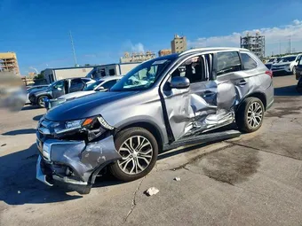2018 Mitsubishi Outlander JA4AD3A39JZ008740