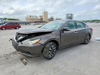 2017 Nissan Altima 1N4AL3AP0HC193100
