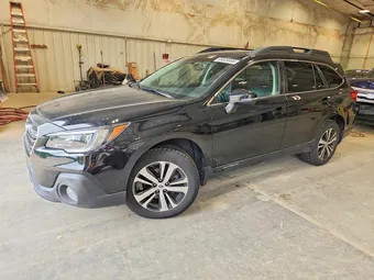 2018 Subaru Outback 4S4BSAKC2J3249086