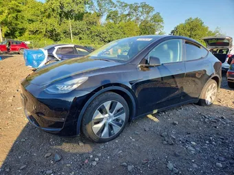 2022 Tesla Model Y 7SAYGAEE0NF401133