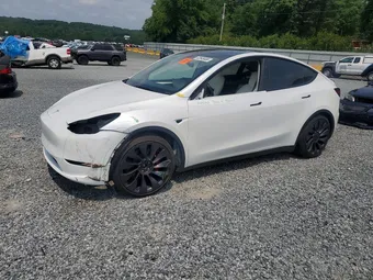 2025 Tesla Model Y 7SAYGDEFXSA376857