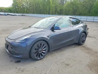 2025 Tesla Model Y 7SAYGDEF9SA345664