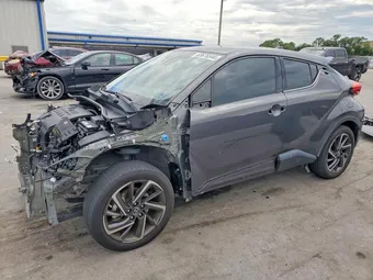2022 Toyota C-HR NMTKHMBX3NR146401