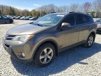 2015 Toyota RAV4 JTMRFREV1FD125136