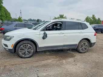 2018 Volkswagen Tiguan 3VV4B7AX1JM091683