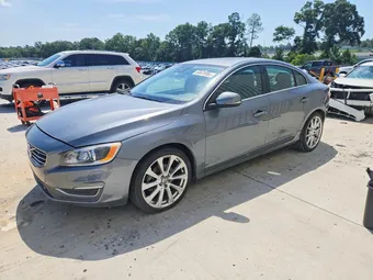 2016 Volvo S60 LYV402FM8GB110539