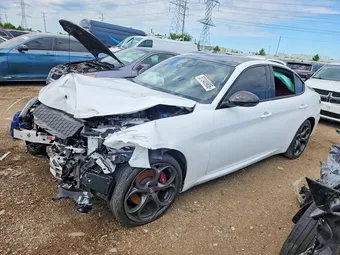 2021 Alfa Romeo ZARFANBN0M7647370