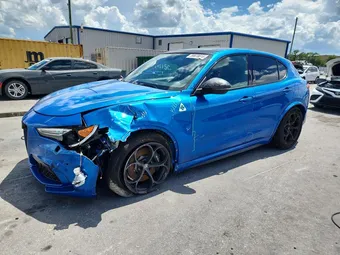 2018 Alfa Romeo ZASFAKEV0J7C17149