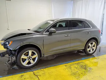 2019 Audi Q3 WA1AECF30K1076463