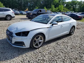 2019 Audi A5 WAUENCF57KA072996