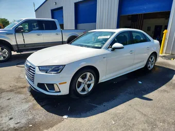 2019 Audi A4 WAUDNAF45KA016238