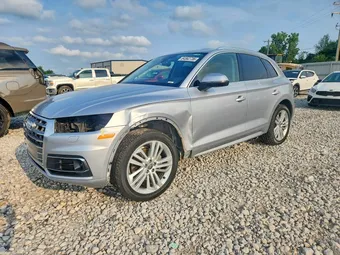 2018 Audi Q5 WA1CNAFY2J2051243