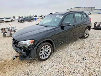 2015 BMW X1 WBAVL1C5XFVY36949