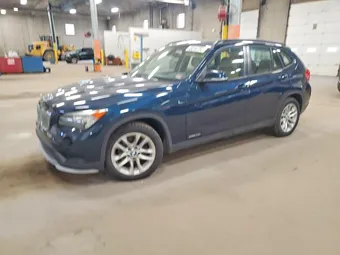 2015 BMW X1 WBAVL1C5XFVY32237