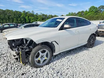2021 BMW X6 5UXCY8C08M9F51263