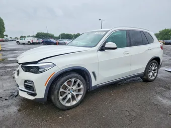 2021 BMW X5 5UXCR6C06M9G65327