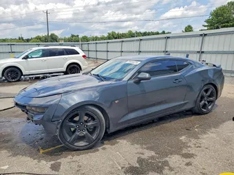 2018 Chevrolet Camaro 1G1FB1RX4J0106228