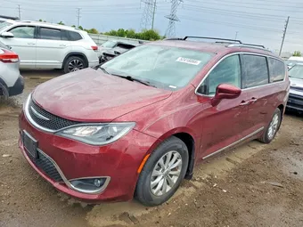 2018 Chrysler Pacifica 2C4RC1EG5JR116411