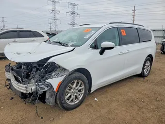 2021 Chrysler Voyager 2C4RC1DG4MR541818