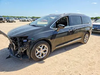 2017 Chrysler Pacifica 2C4RC1EG9HR729092