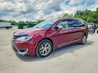 2018 Chrysler Pacifica 2C4RC1GG8JR170900