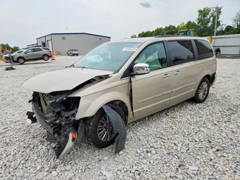 2016 Chrysler Town & Country 2C4RC1CG4GR283354