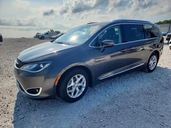 2018 Chrysler Pacifica 2C4RC1BG3JR236373