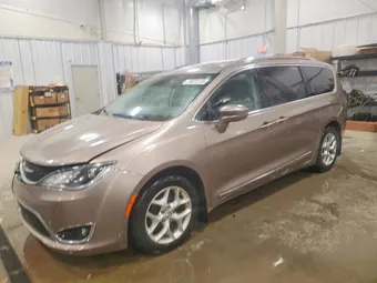 2017 Chrysler Pacifica 2C4RC1EG8HR669659